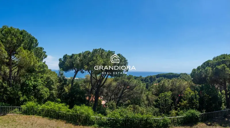 Exclusive sustainable villas with sea views in Sant Andreu de Llavaneres — 19