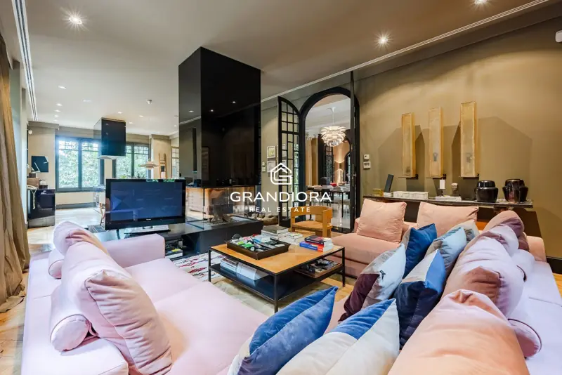 Luxury villa of over 1,000 m² on a 5,000 m² plot in Cardedeu — 9