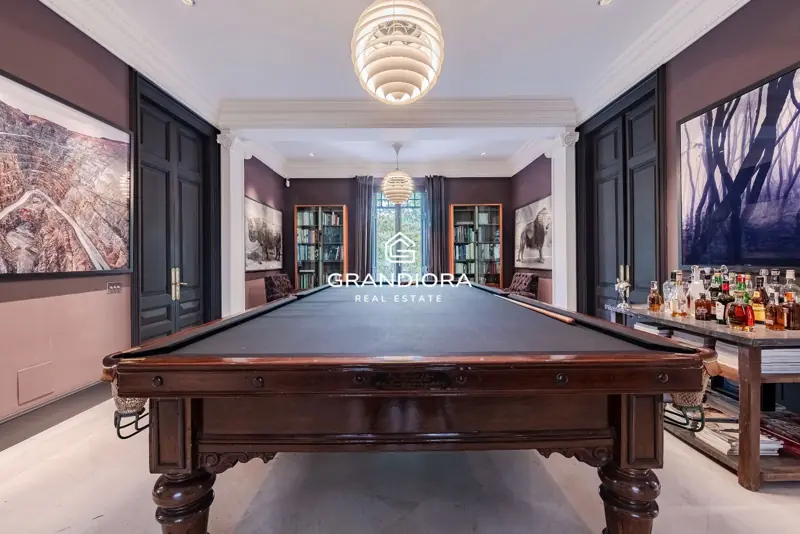 Luxury villa of over 1,000 m² on a 5,000 m² plot in Cardedeu — 24