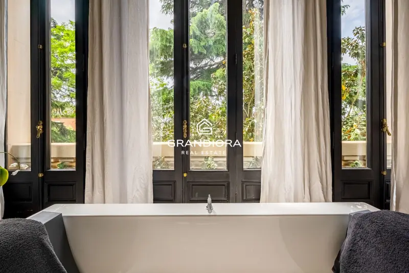 Luxury villa of over 1,000 m² on a 5,000 m² plot in Cardedeu — 33