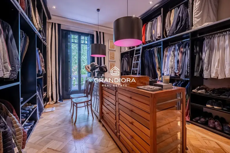 Luxury villa of over 1,000 m² on a 5,000 m² plot in Cardedeu — 35