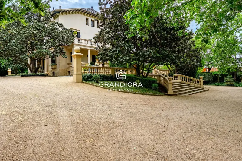 Luxury villa of over 1,000 m² on a 5,000 m² plot in Cardedeu — 49
