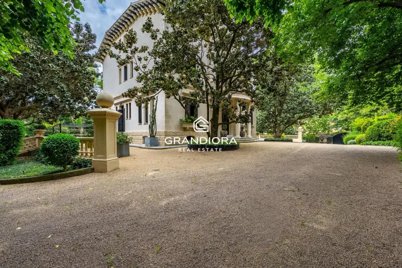 Luxury villa of over 1,000 m² on a 5,000 m² plot in Cardedeu — 52