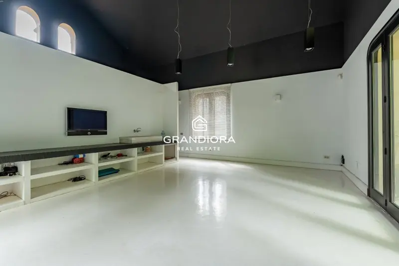 Luxury villa of over 1,000 m² on a 5,000 m² plot in Cardedeu — 56