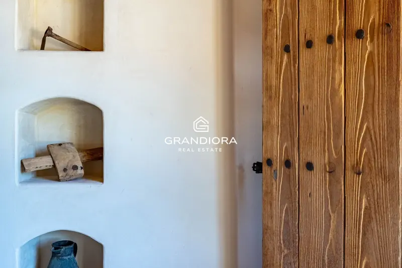 Exclusive Catalan country house in Alella with stunning sea views — 17