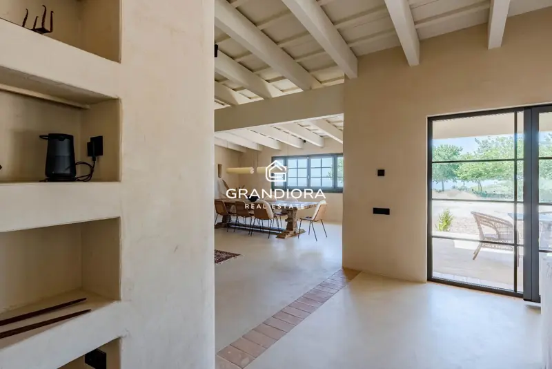 Exclusive Catalan country house in Alella with stunning sea views — 20