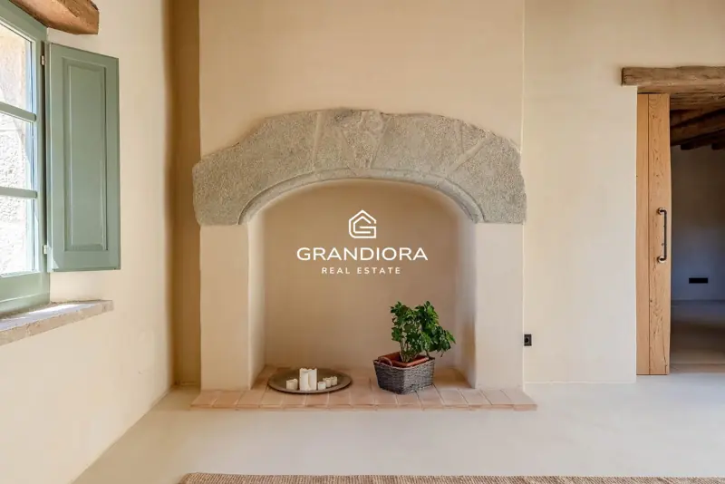 Exclusive Catalan country house in Alella with stunning sea views — 34