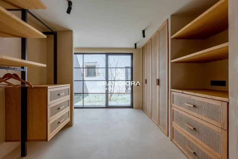 Exclusive Catalan country house in Alella with stunning sea views — 39