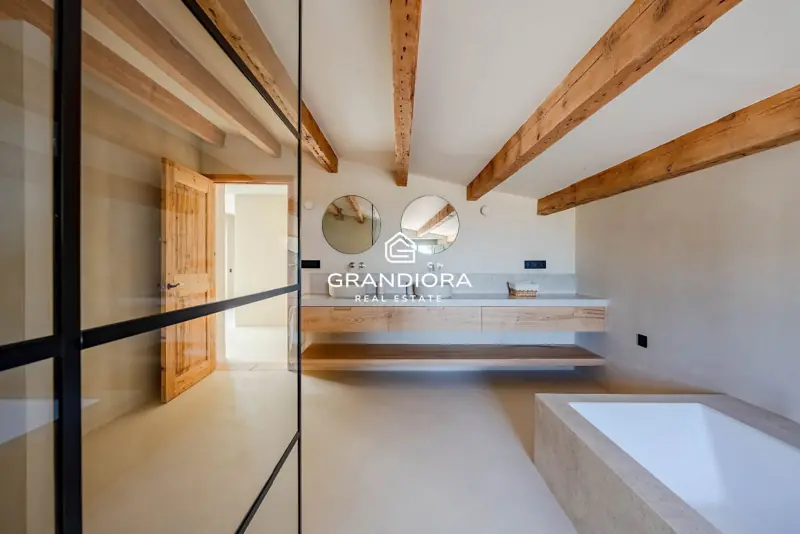 Exclusive Catalan country house in Alella with stunning sea views — 41