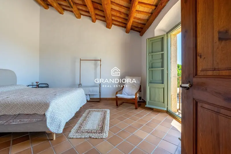 Exclusive Catalan country house in Alella with stunning sea views — 57