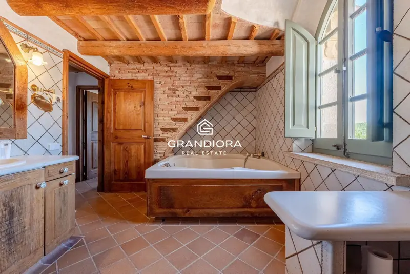 Exclusive Catalan country house in Alella with stunning sea views — 63