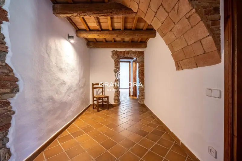 Exclusive Catalan country house in Alella with stunning sea views — 67