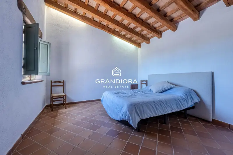 Exclusive Catalan country house in Alella with stunning sea views — 69