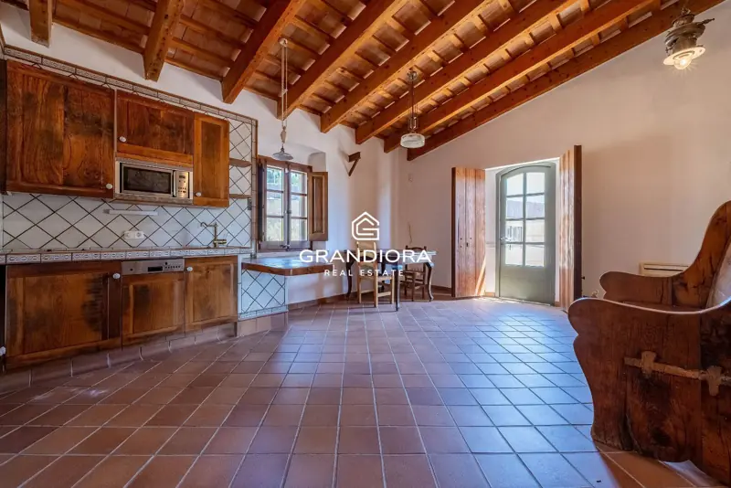 Exclusive Catalan country house in Alella with stunning sea views — 70
