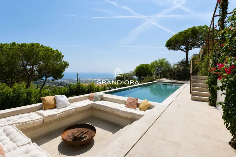 Furnished 7-bedroom house with pool and multiple terraces in Cabrils — 2