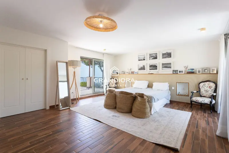 Furnished 7-bedroom house with pool and multiple terraces in Cabrils — 7