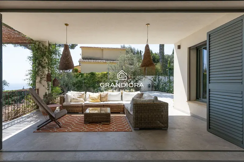 Furnished 7-bedroom house with pool and multiple terraces in Cabrils — 38