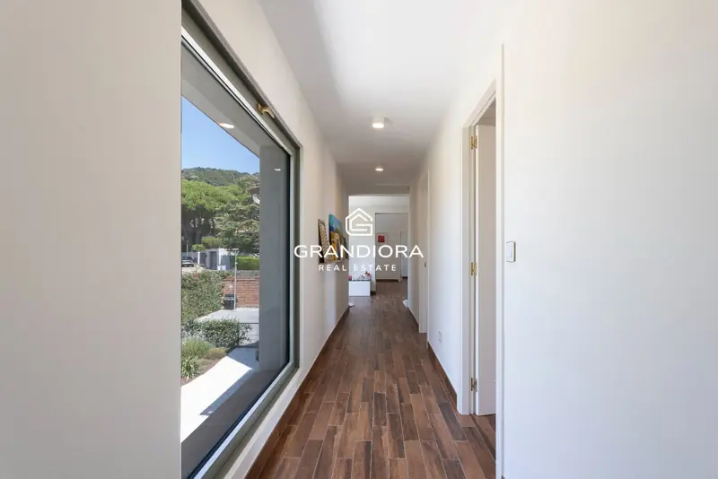 Furnished 7-bedroom house with pool and multiple terraces in Cabrils — 65