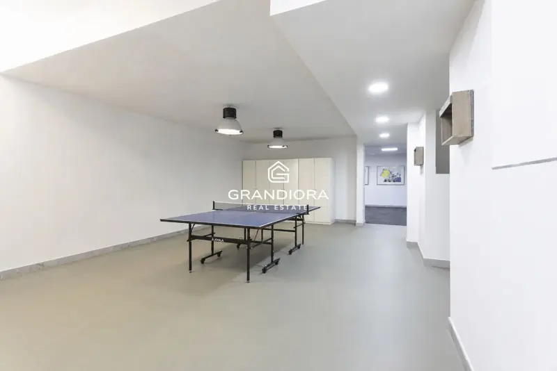 Furnished 7-bedroom house with pool and multiple terraces in Cabrils — 77