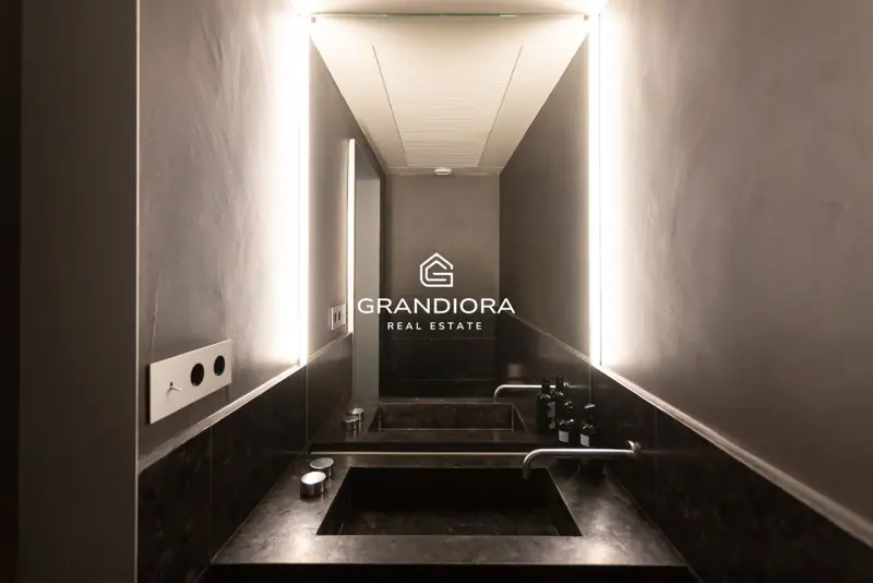 Luxury 245 m² home with private terrace in Palau Moxó, Gothic Quarter — 12