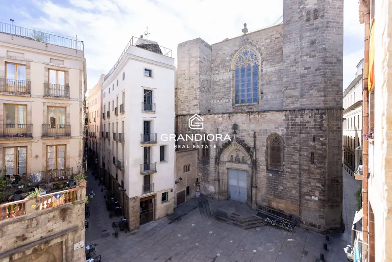 Luxury 245 m² home with private terrace in Palau Moxó, Gothic Quarter — 15