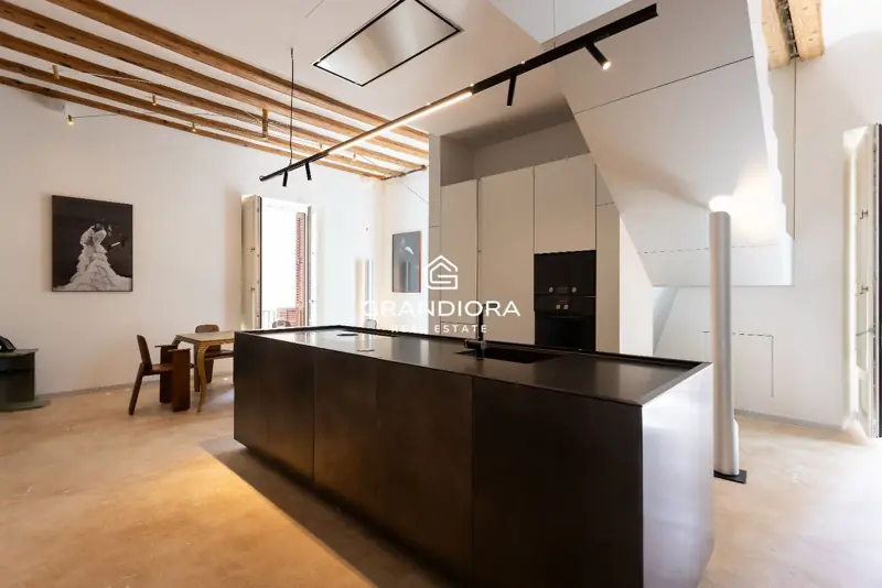 Luxury 245 m² home with private terrace in Palau Moxó, Gothic Quarter — 16
