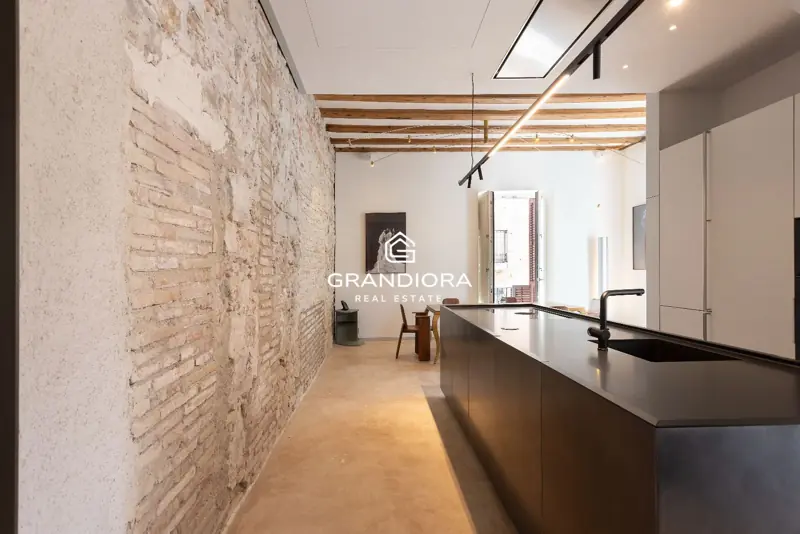 Luxury 245 m² home with private terrace in Palau Moxó, Gothic Quarter — 20