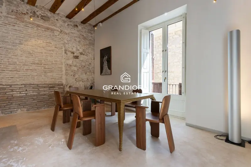 Luxury 245 m² home with private terrace in Palau Moxó, Gothic Quarter — 27