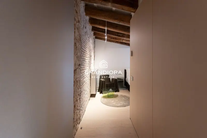Luxury 245 m² home with private terrace in Palau Moxó, Gothic Quarter — 30