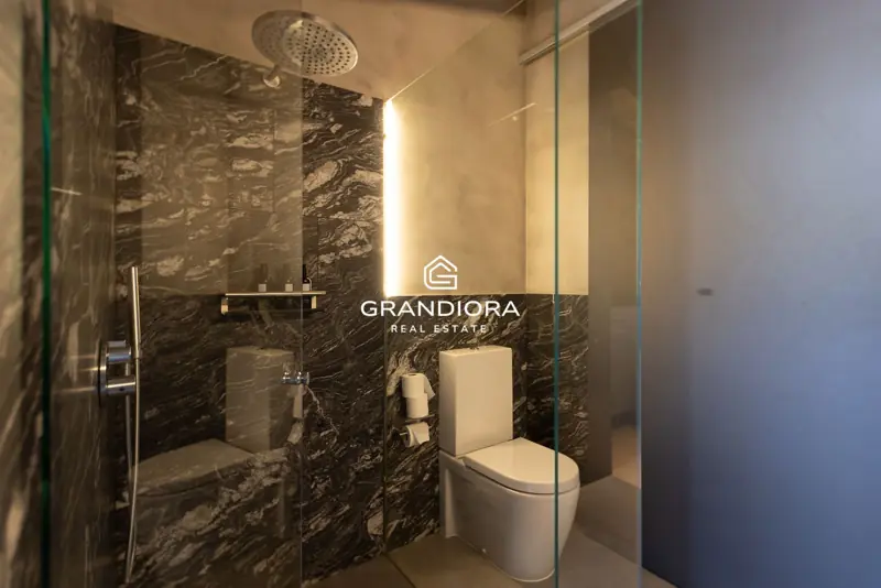 Luxury 245 m² home with private terrace in Palau Moxó, Gothic Quarter — 44