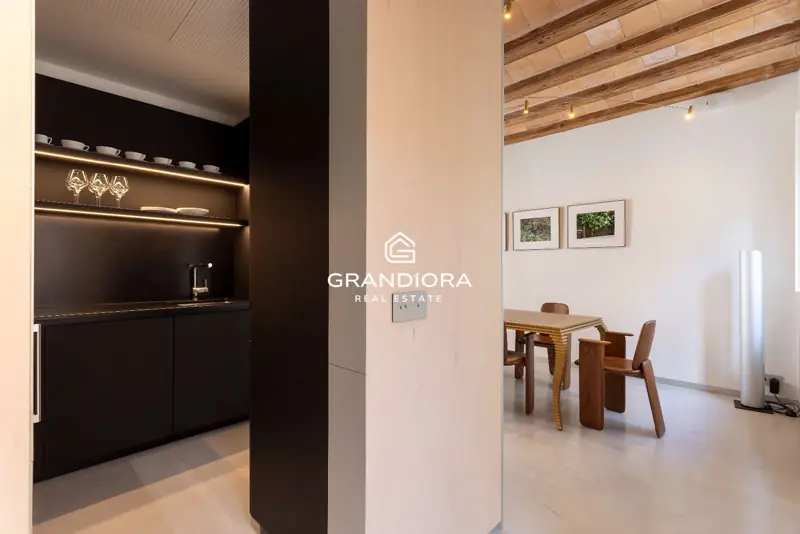 150 m² duplex with terrace and views of Sant Just in Palau Moxó, Gothic Quarter — 7