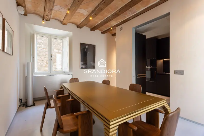 150 m² duplex with terrace and views of Sant Just in Palau Moxó, Gothic Quarter — 9