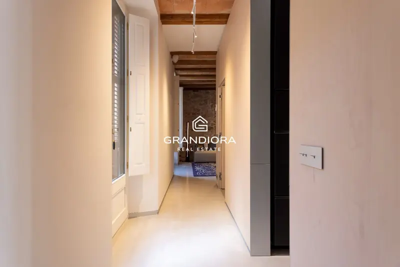 150 m² duplex with terrace and views of Sant Just in Palau Moxó, Gothic Quarter — 13