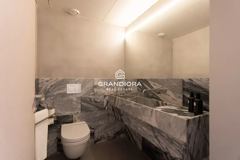 150 m² duplex with terrace and views of Sant Just in Palau Moxó, Gothic Quarter — 14