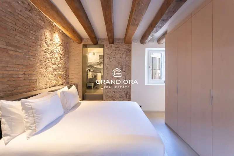 150 m² duplex with terrace and views of Sant Just in Palau Moxó, Gothic Quarter — 22