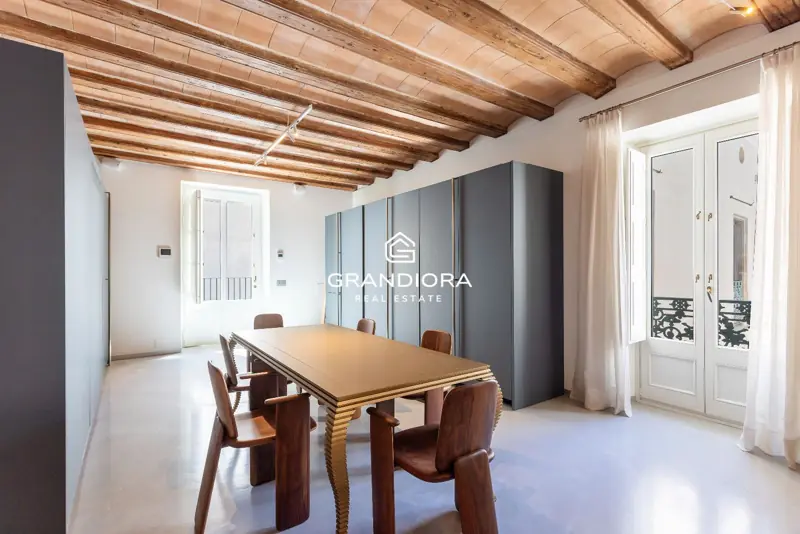 190 m² duplex with 35 m² terrace in Palau Moxó, Gothic Quarter — 5