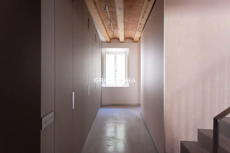 190 m² duplex with 35 m² terrace in Palau Moxó, Gothic Quarter — 12