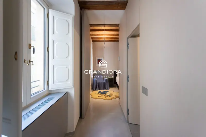 190 m² duplex with 35 m² terrace in Palau Moxó, Gothic Quarter — 15
