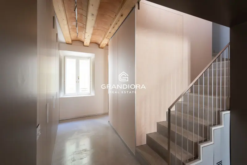 190 m² duplex with 35 m² terrace in Palau Moxó, Gothic Quarter — 22