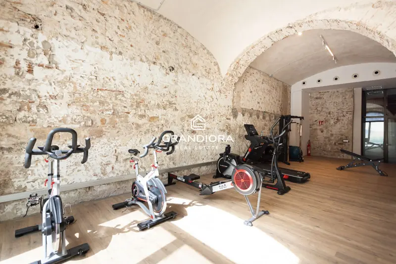 190 m² duplex with 35 m² terrace in Palau Moxó, Gothic Quarter — 42