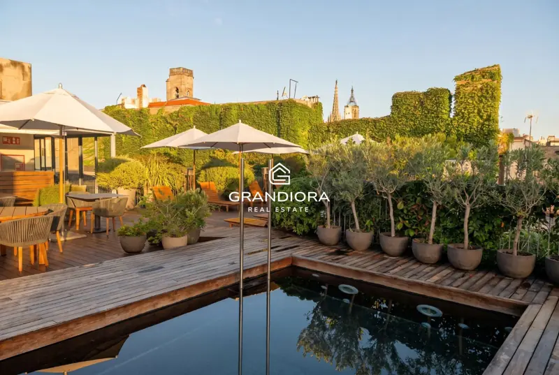 190 m² duplex with 35 m² terrace in Palau Moxó, Gothic Quarter — 47
