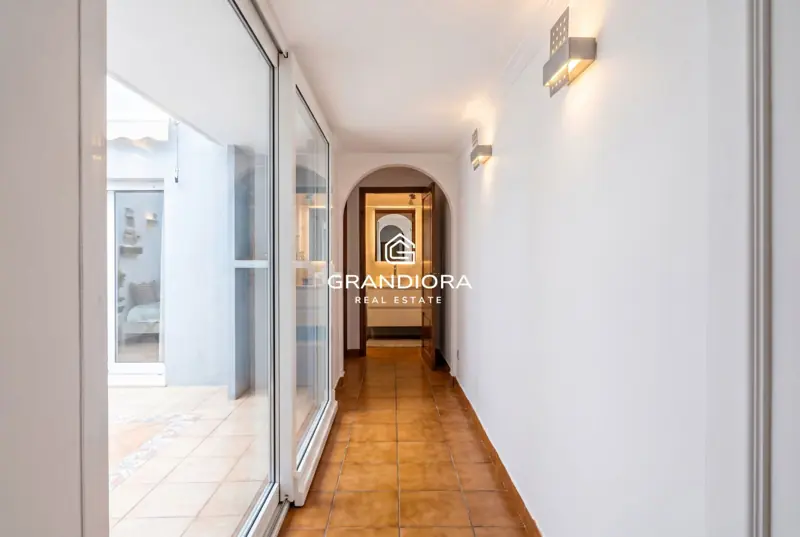 5-bedroom house at Passatge de l'Encarnació, Barcelona — 6