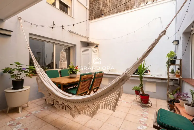 5-bedroom house at Passatge de l'Encarnació, Barcelona — 8