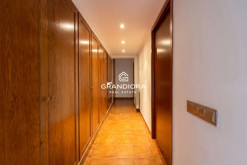 5-bedroom house at Passatge de l'Encarnació, Barcelona — 12