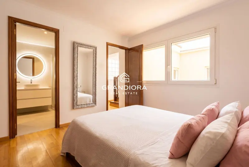 5-bedroom house at Passatge de l'Encarnació, Barcelona — 13