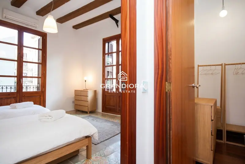 Furnished rental in El Born · 2 bedrooms, Catalan vault and plenty of light — 8
