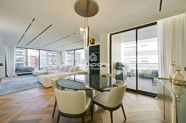Exclusive luxury flat in Tres Torres with large terrace