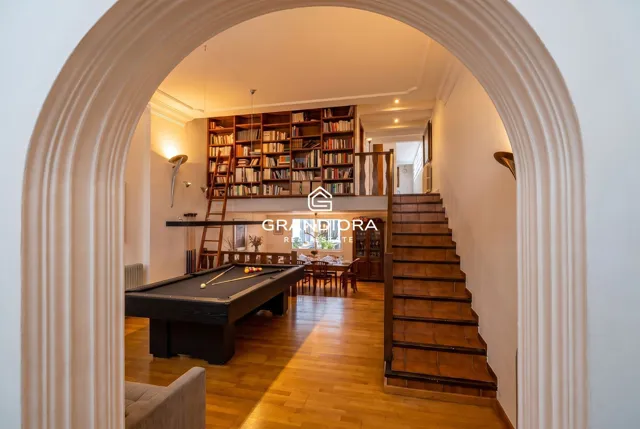 5-bedroom house at Passatge de l'Encarnació, Barcelona